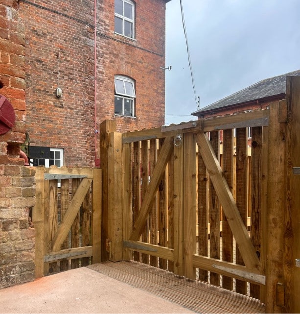 fencing & gates 3